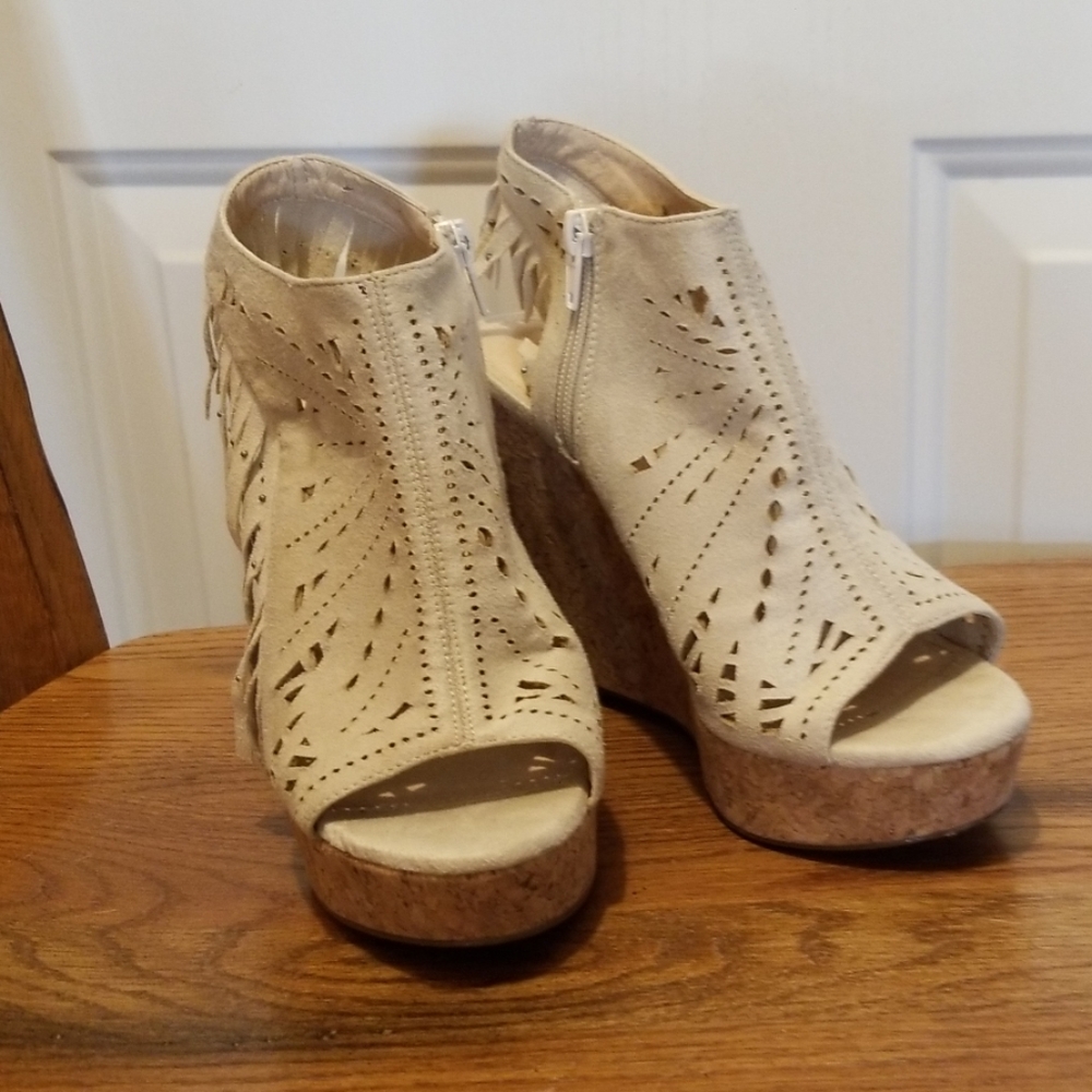 Wedges - Picture 2 of 3